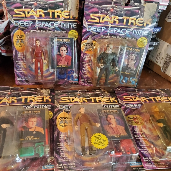 Star Trek Deep Space Nine Figurines Lot - Picture 1 of 7
